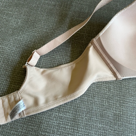 Wacoal Bra Beige Tan No Underwire Lightly Padded Size 40D - Picture 8 of 11
